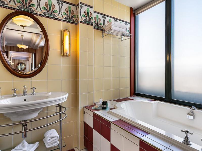 16351851867B38EB011F3E31953F0D99