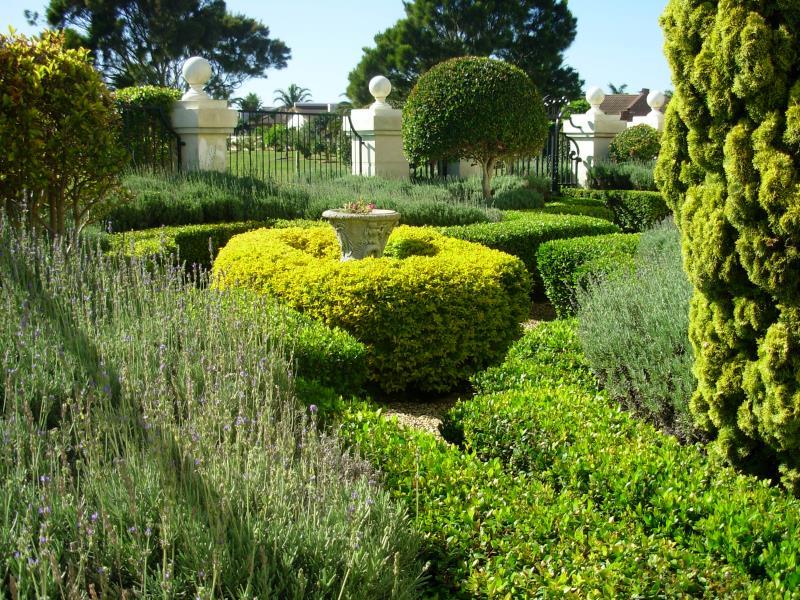 CE86E1813DE26C93C2EB197674C4C5FF