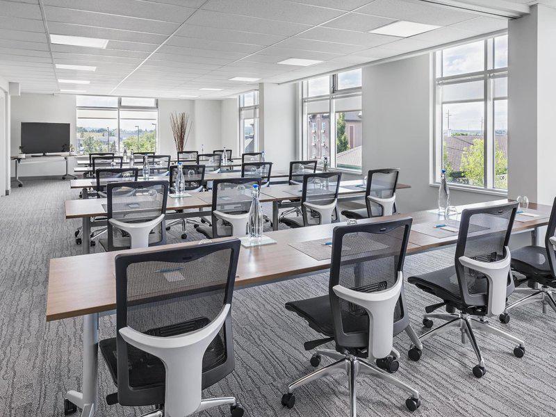 9DC0889507E1E41179E146F3AA7FF857