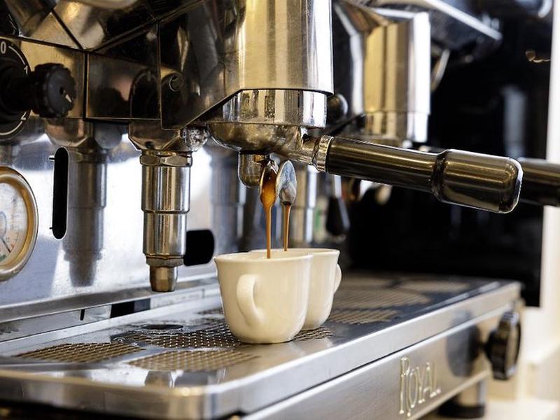 D741061B1D80C94088E7C6B5C6C681CD