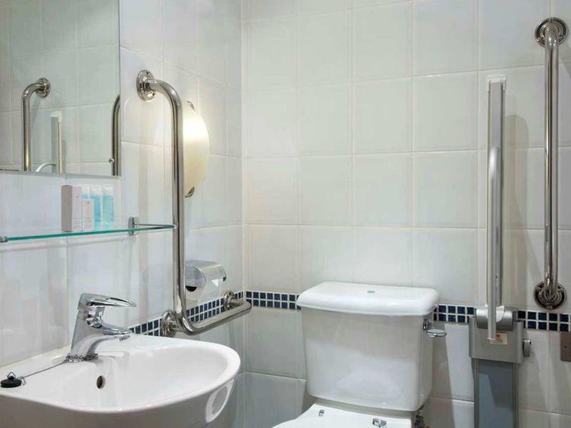 9449A0F631413DA5C85495A90990EDE8