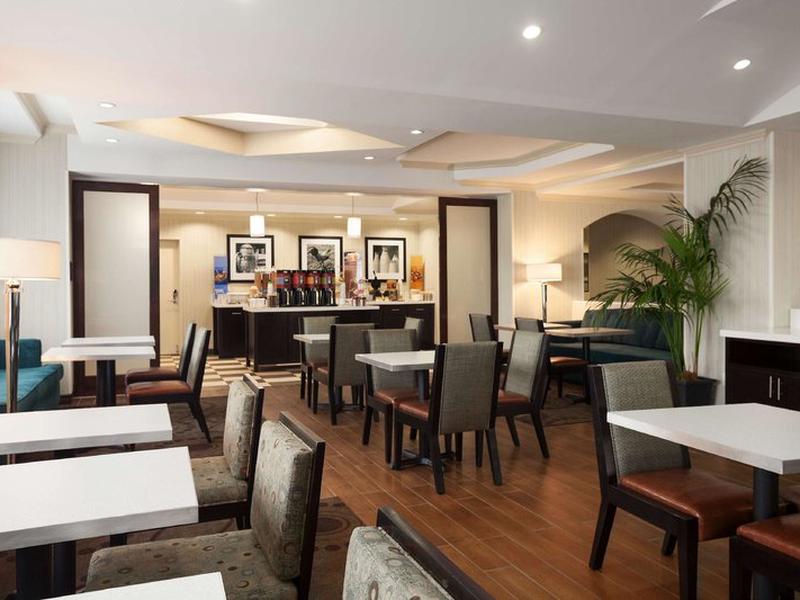 9E7AE5F384A4242FDE496C0B38327B7F