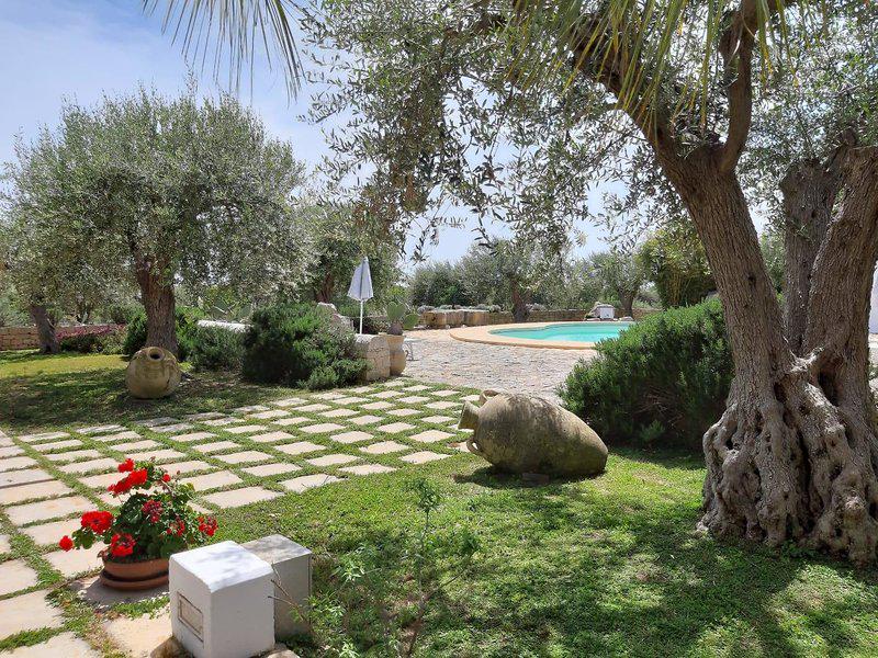 79095C92F788AF44F41320C3B4EC50E9