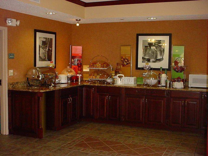 BA21CCA6AEEA1AE696884E4AC5DAD995