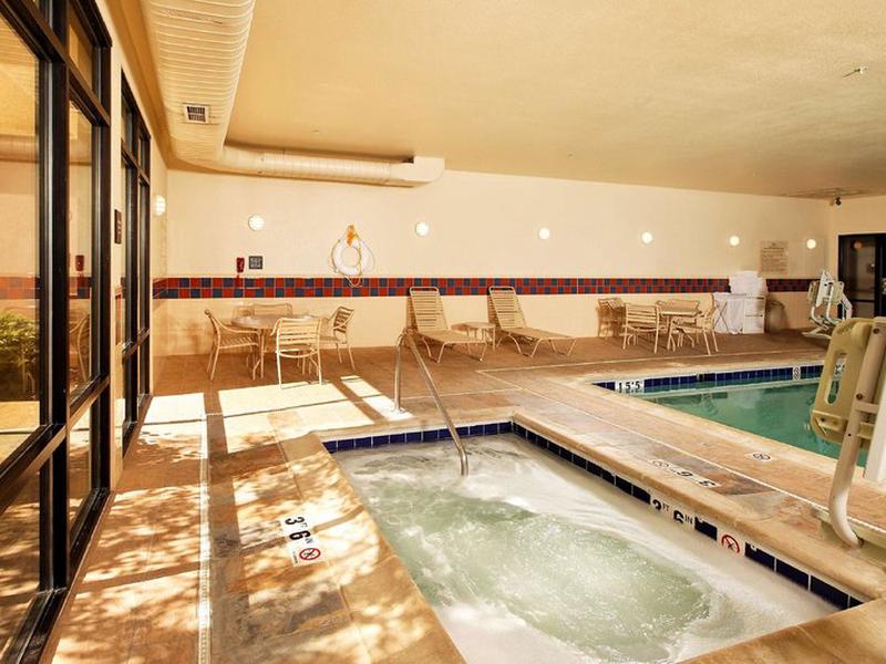 A13F41EE90E982052BCF78CB1E8A373D