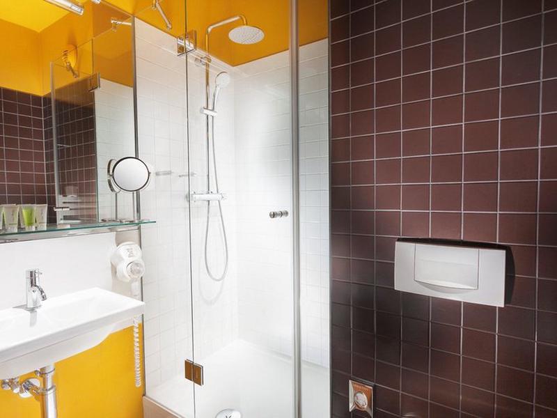 94FD8B680747ACCA8FA077C5C0A4E218