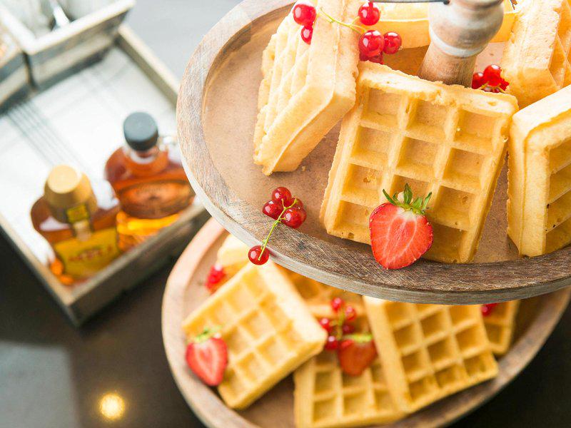 83F3692A31D04EBACF7ED538EAD09A51