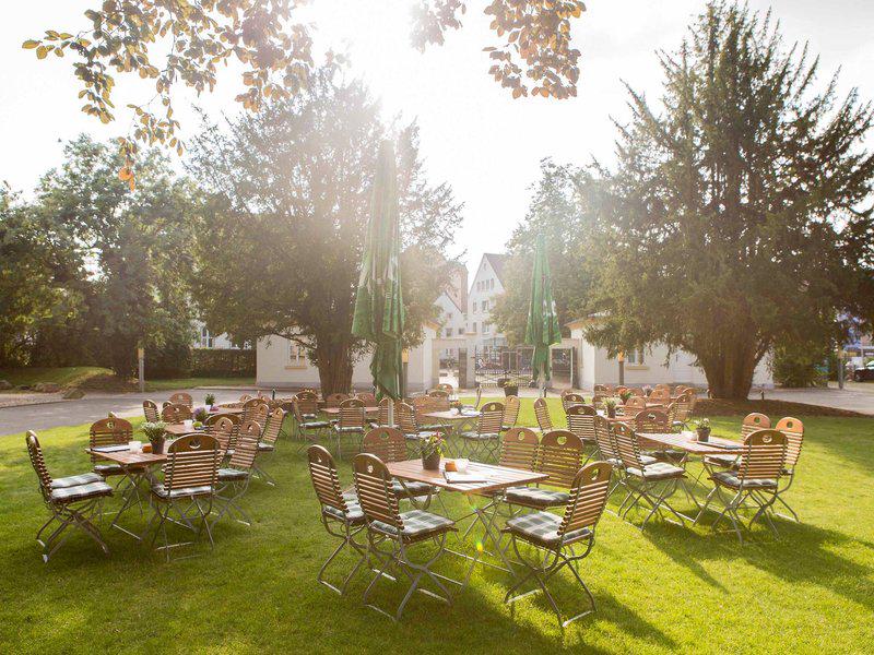 990FA4A0A62BF1B8FBB8A9838AB7B47B