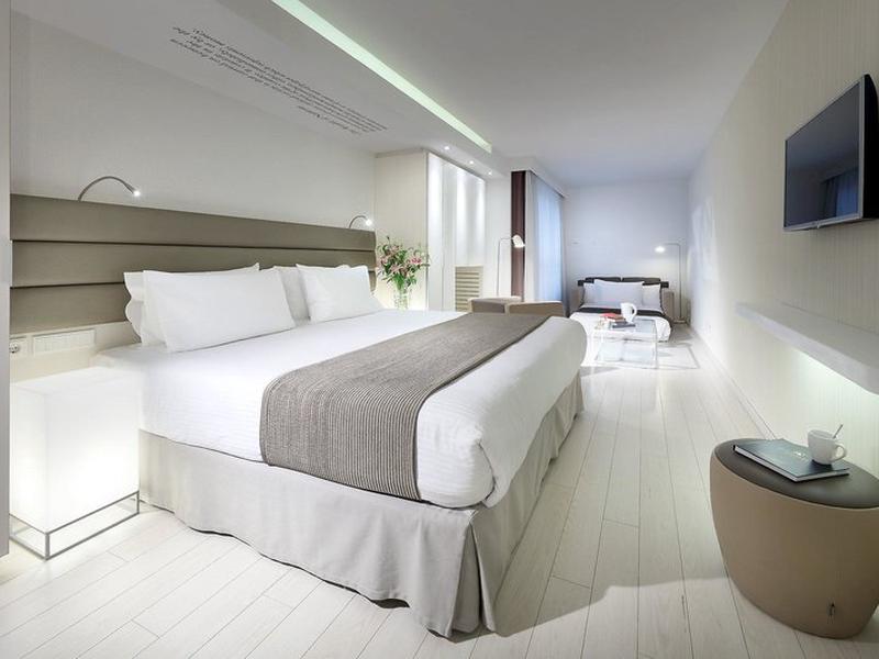 A0F69CE36B9A2544373EE35EC7594A56