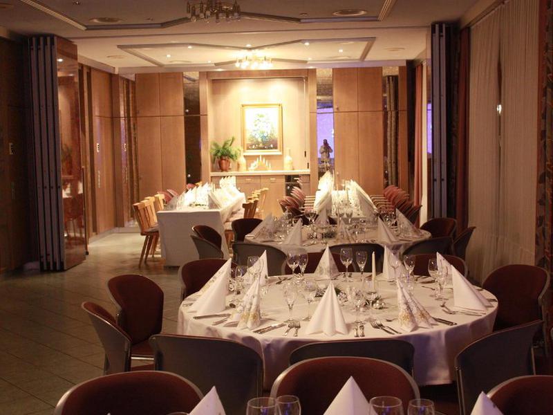 2103C45EDFC559800EA06C69143912BF