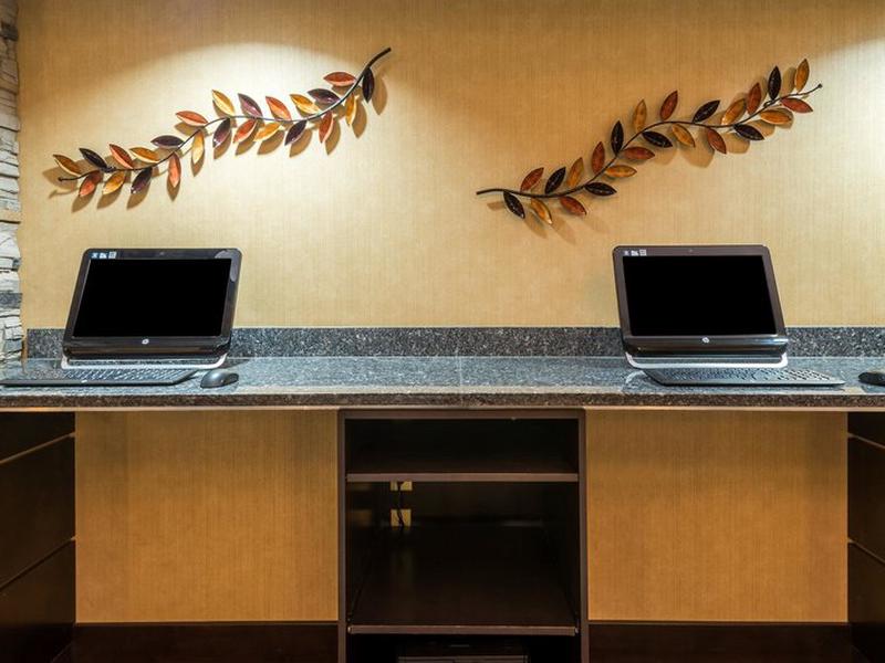 6DE476FF138F60B79853A6561120C8FC