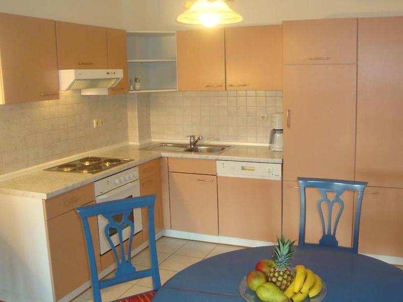 867544AF5B2F2472A188759389CE2020