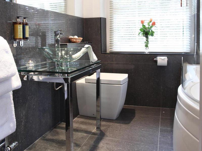 9022C0C436697BB0336D75C7D2B3744F