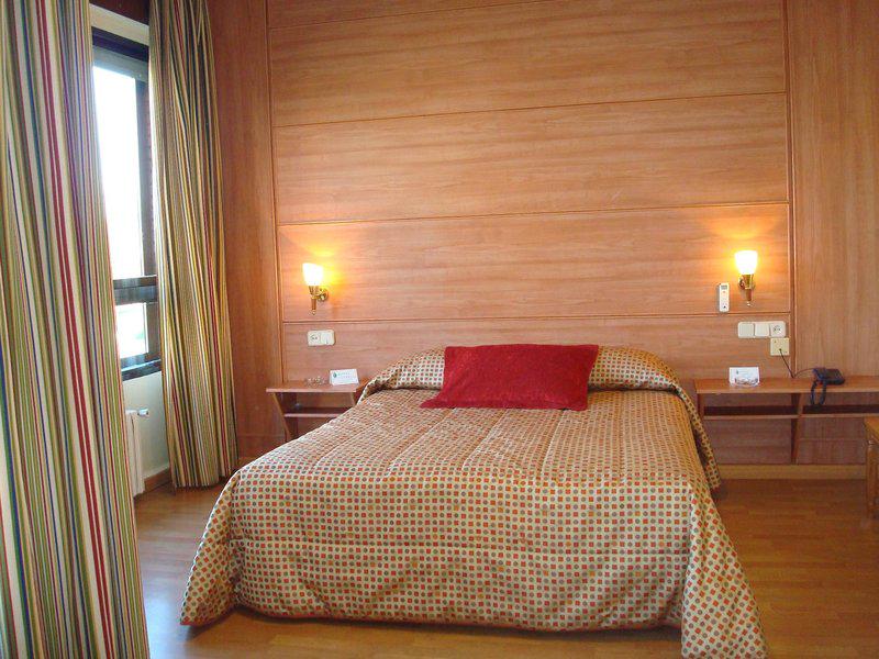 BBD13EA0E2A78D837BE981E90127CCED