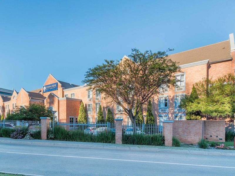 FA5409B012C1D0A0ADEE18629FFB76F3