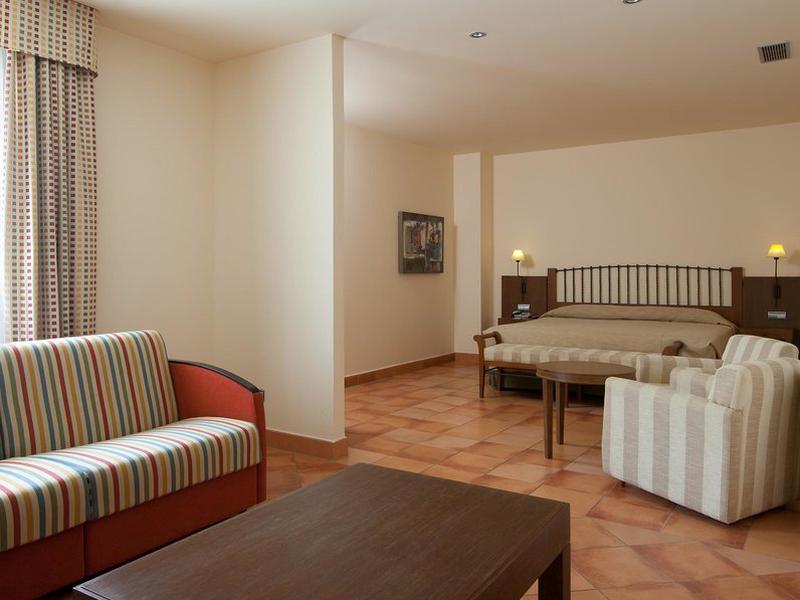 6332D31BAF2FAB8070FCB0CC33F39E67