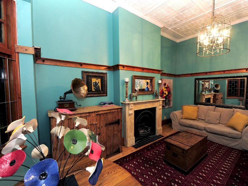 5EE91296CAC2FBB214AAAA2098F52A17