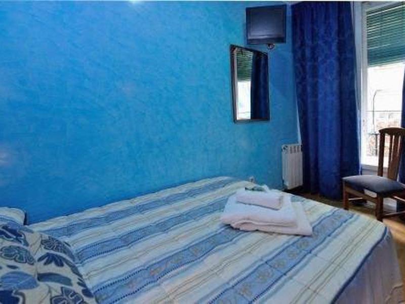 946B938F66B3CEB93F809ED21C1BEE12