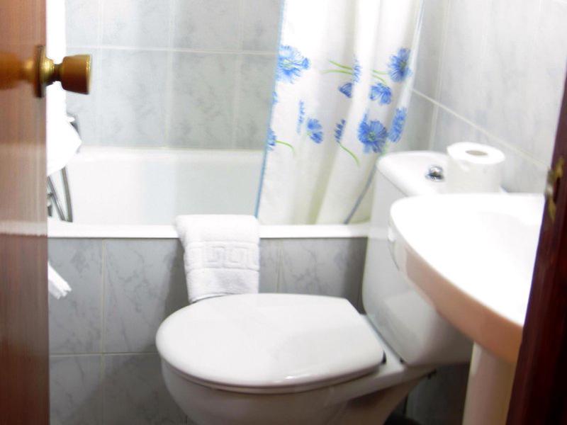 6A168761C9D4F770AAB558A5B1E7A79B