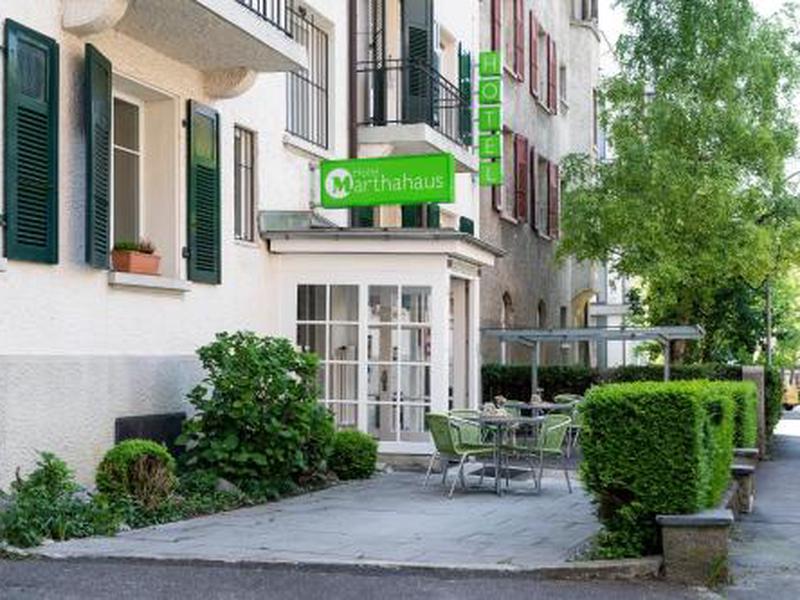 7209BA4D8144CCCE79AF8DDBAF4F3B71