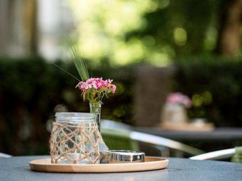 2DA0AFF6B64E3B965838243D57B31CBB