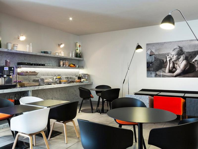 C63EB1F1EB7CF893194DB500289C3748