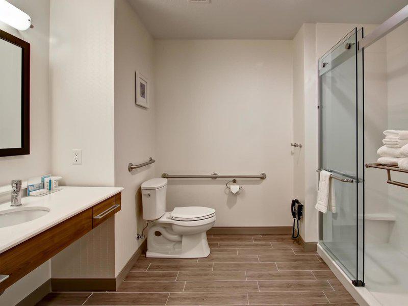 6811DCD26F0266945FDFB2D91DD4AB03