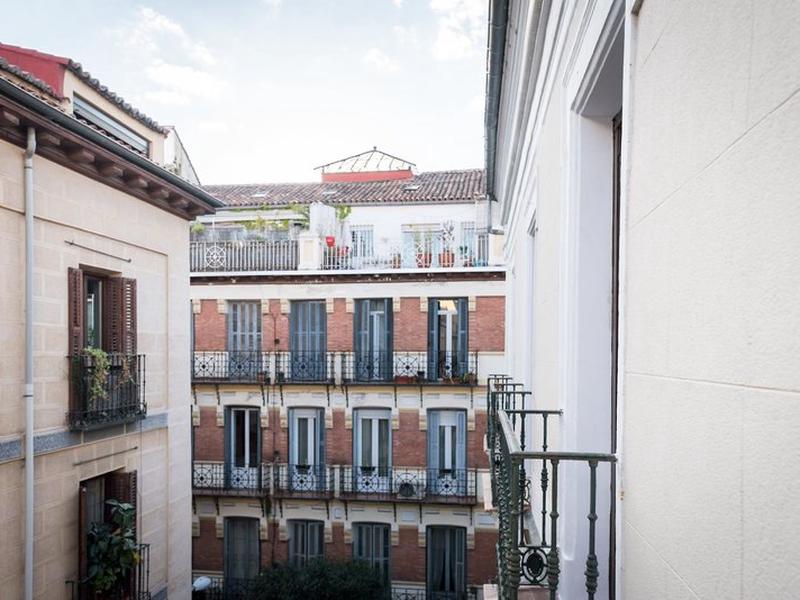 10D2220B8F5EB84154E5E955EA88E890