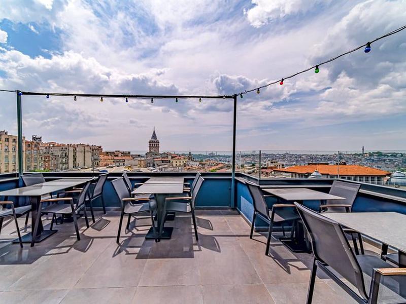 CB2F57CB23C4C102B5E3E750BA4F44E3