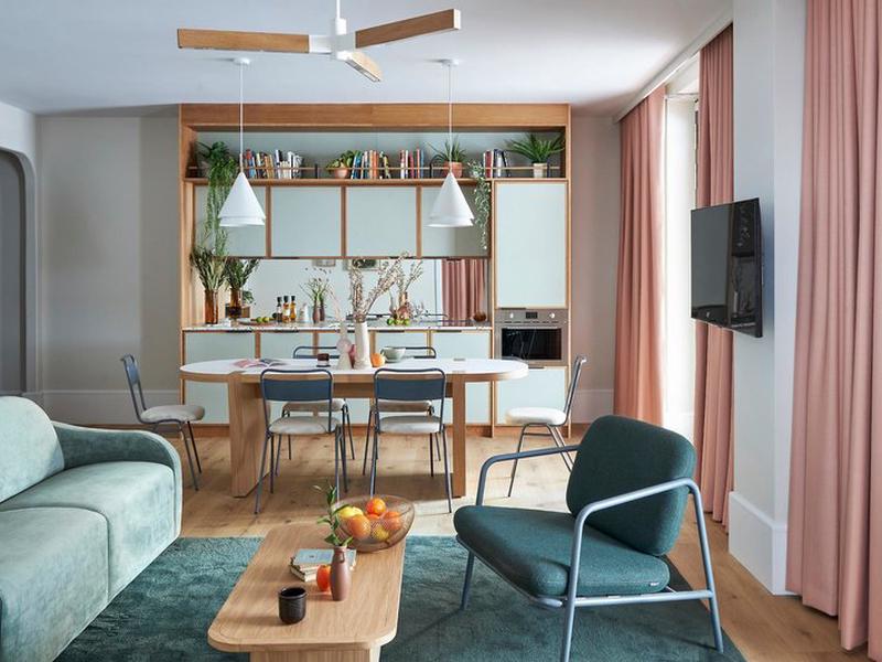 DC438C1C7D7651EF9B696C9EAD5028A3