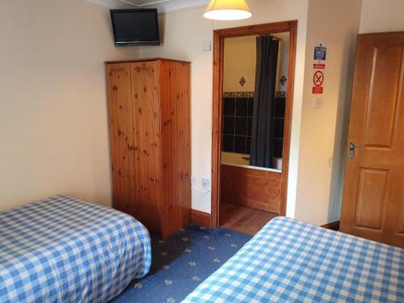 7F1C25EDEFD0A1B9509046DB7D3C0E62