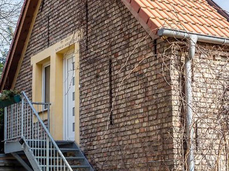 DFC25DB9023A5F3D412EEF34A790F91C