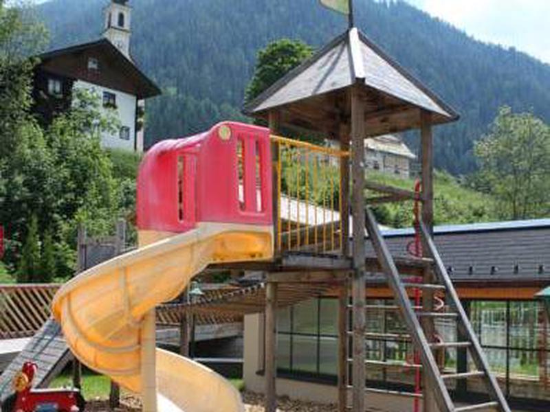 A17D4E2A497B7221F5BFC18DE5AC4DA1