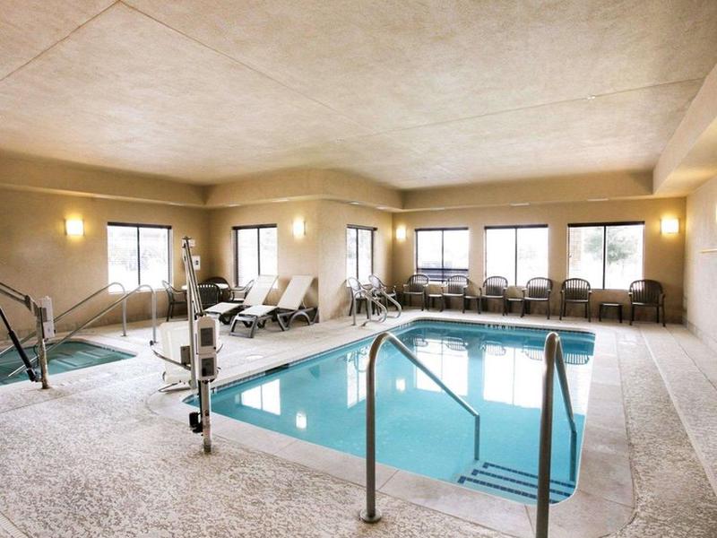 60CAAD695FFA6C3363A3D1765B90FB8A