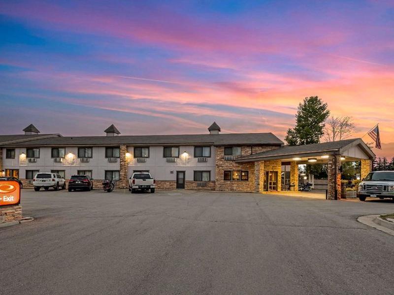 ADE445CD94895DB2CA4FEDB18248EA40