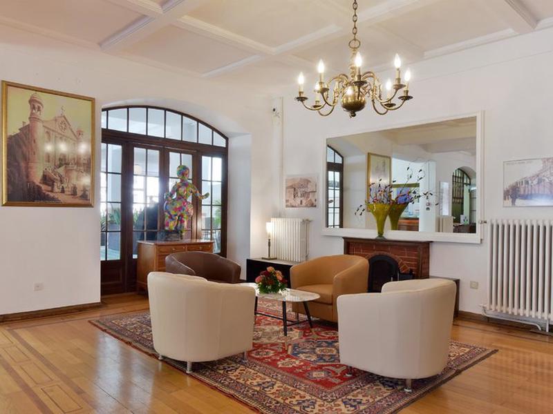 424DFB1EDEDA90D64A184AD6F08381C8