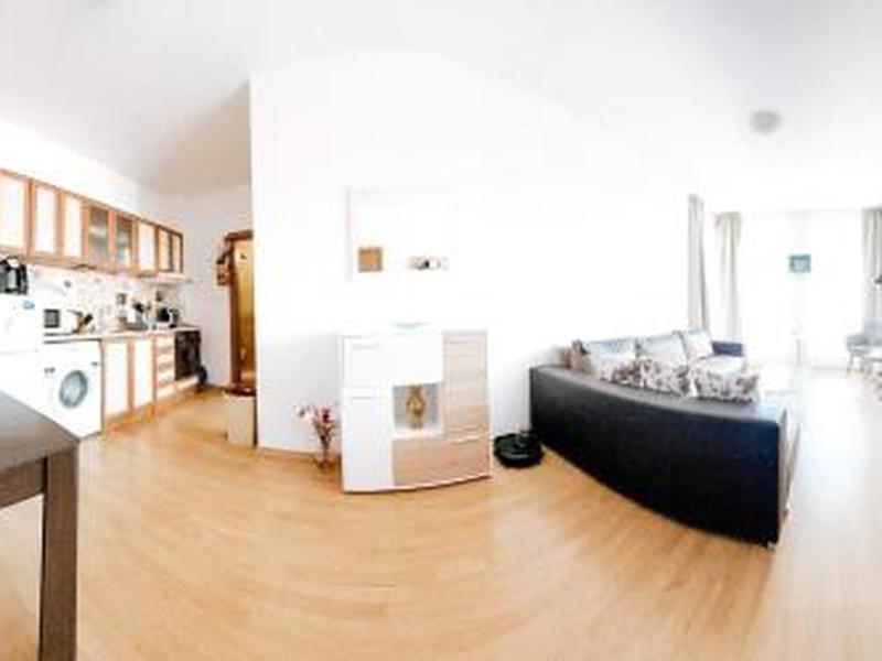 FCDBB012E81A747091CCED21506D6E86