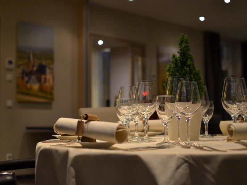 189464D8287B1EB12084F6E18347F2AB