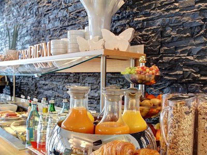 844D8FAC59B7E4B65E11B91BB711C194