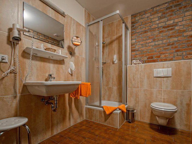 FD4808B1B9DFAB9FF723F453575FD3A8