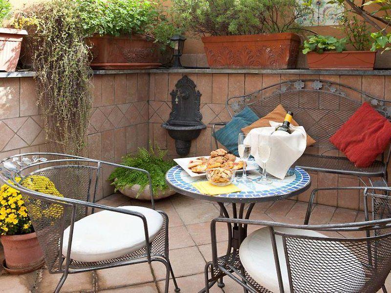 F1DDC8E9FDF779F7B45C19AC4E2EE457