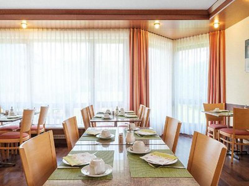 216DA9EC41518A3BB729643A96569719