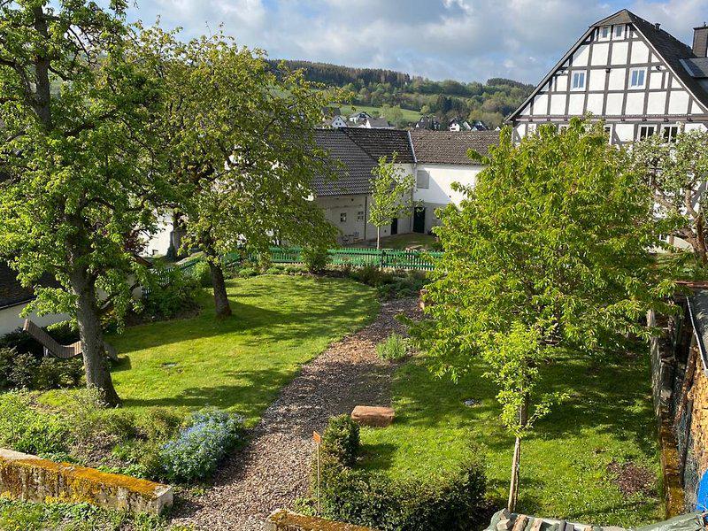 7FAC0EAB1EA0D754F515EF3D39828365