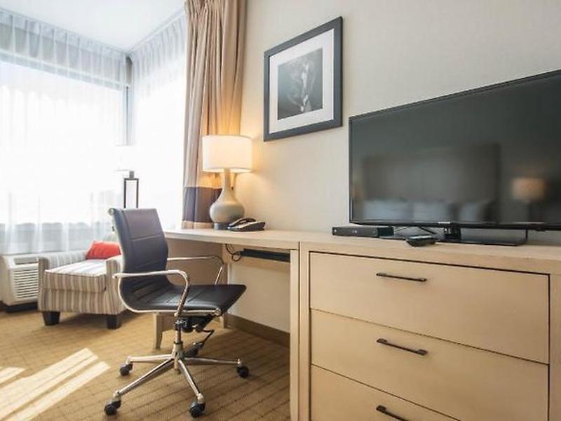 8E6F0143B56824920EEA188D9CE908BE