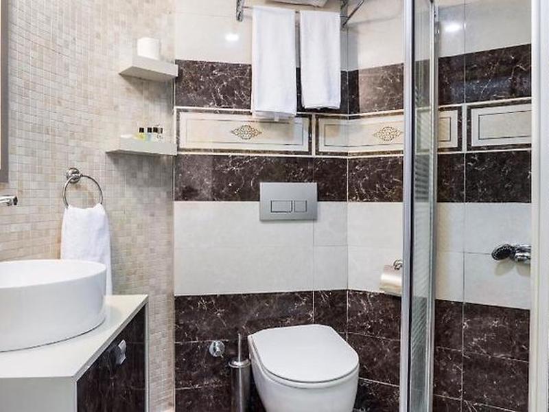 E560AAADCEF04D7C1313EC080F1226E2