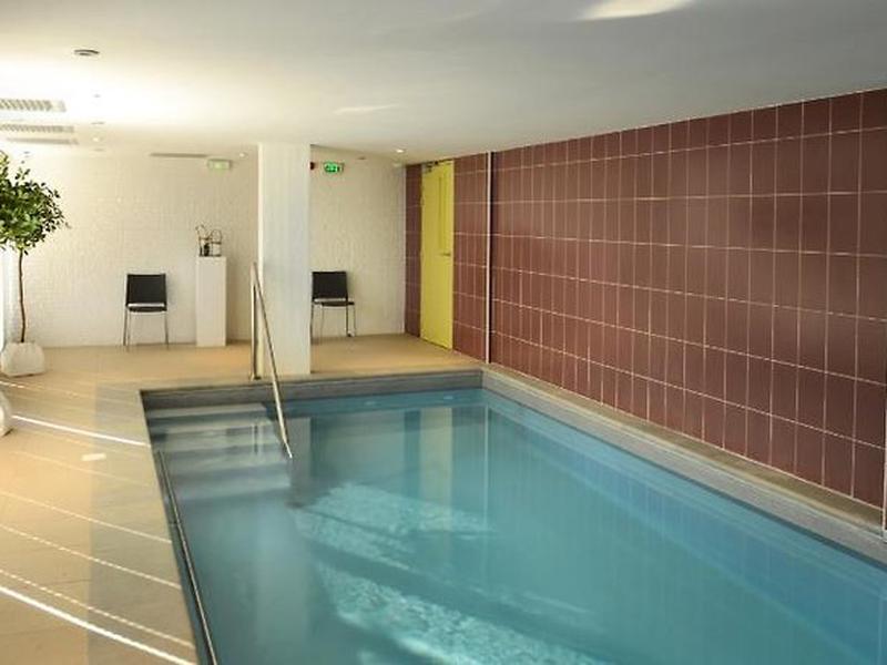 66232D9E48567B777F33CC437A0211CE