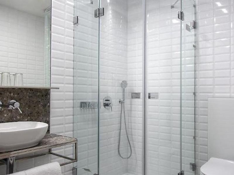 ACD0E17FB8DF66CF41FED8F417C1439A