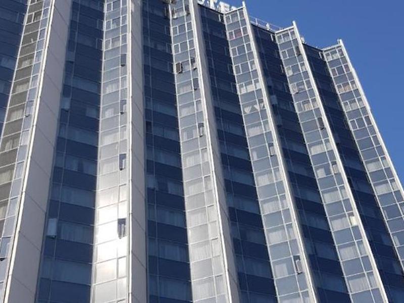 0B0FE2388AF2F4AE18446724529EB9CE