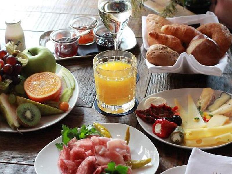 6C912196E5F6A5BB8F08D307C9E0E63C