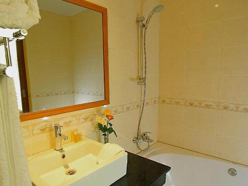 2E46BDB9A9EEBAE124B8B8302223FC1A